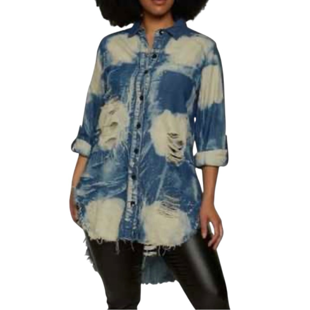 Women’s DAZL Distressed Acid Wash Paint Splatter Button Down Shirt Tunic‎ Size L